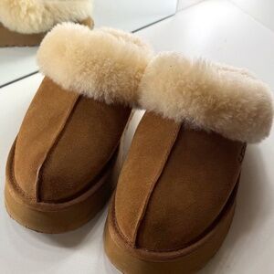 Disquette Woman’s UGGs size 6
